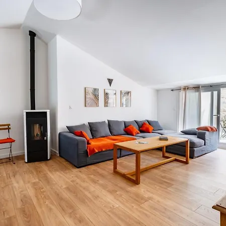 Spacieux Et Confortable : Le Loft Romain Saint-Romain-en-Viennois Chambre photo